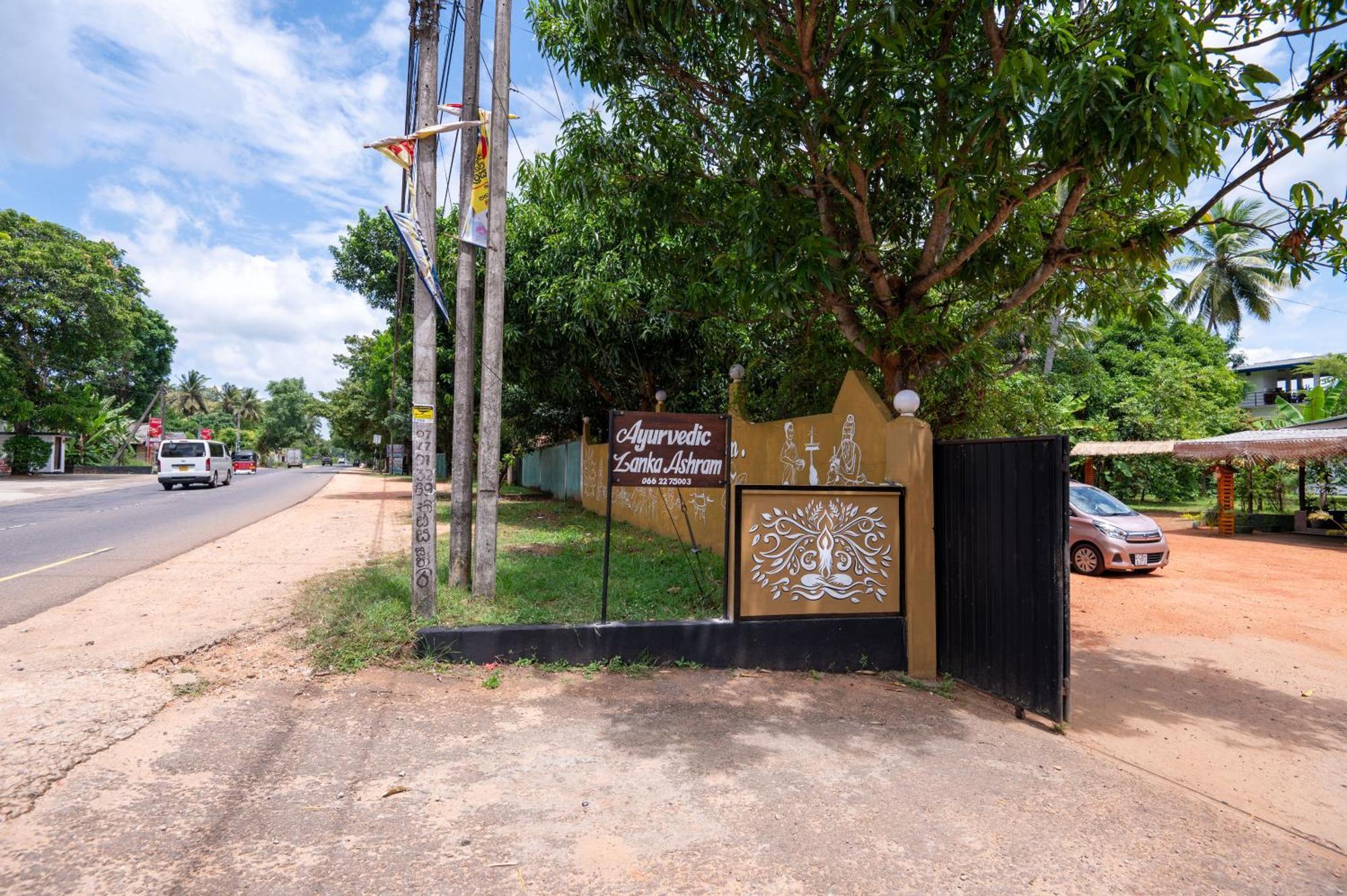 Ayurvedic Lanka Wellness Hotel Moragaswewa Exterior photo