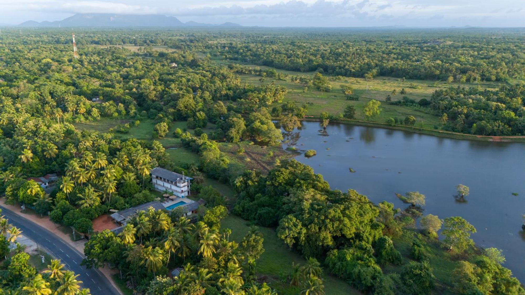Ayurvedic Lanka Wellness Hotel Moragaswewa Exterior photo